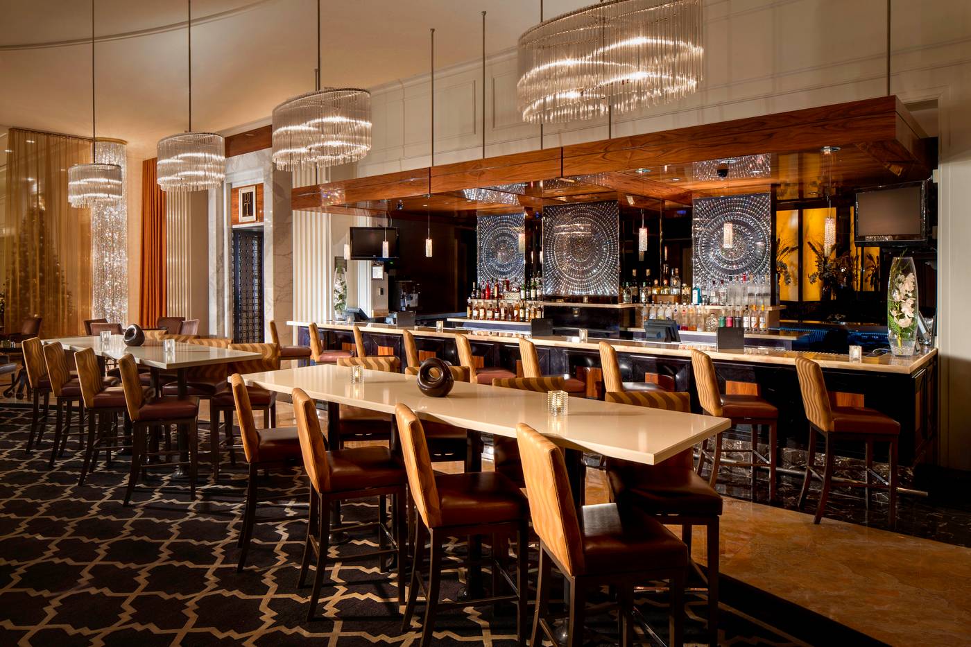 Trump-International-Hotel-Las-Vegas-Bar-11