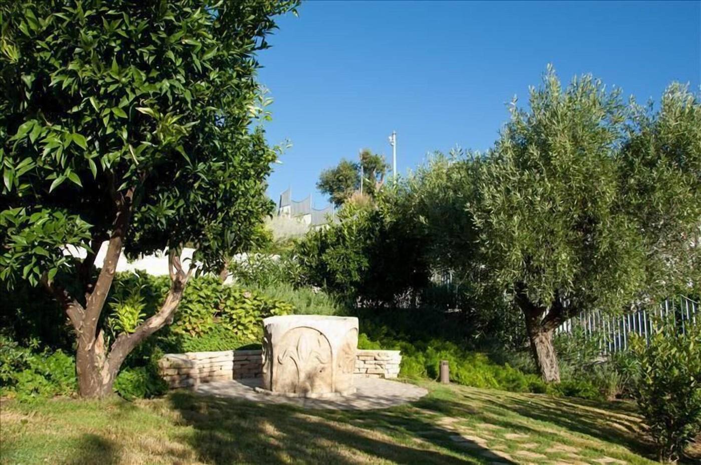 Baia Delphis Resort-Italy-VASTO-General view-2