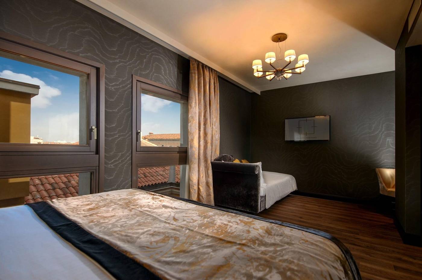 Palazzo-Veneziano-Room-25