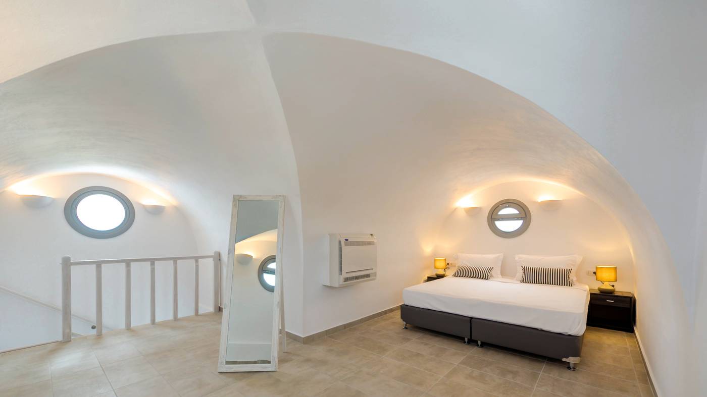 White Harmony Suites-Greece-MEGALOCHORI-Room-9