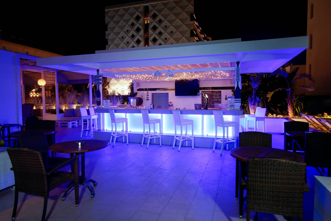 Munamar-Beach-Residence-Bar-17