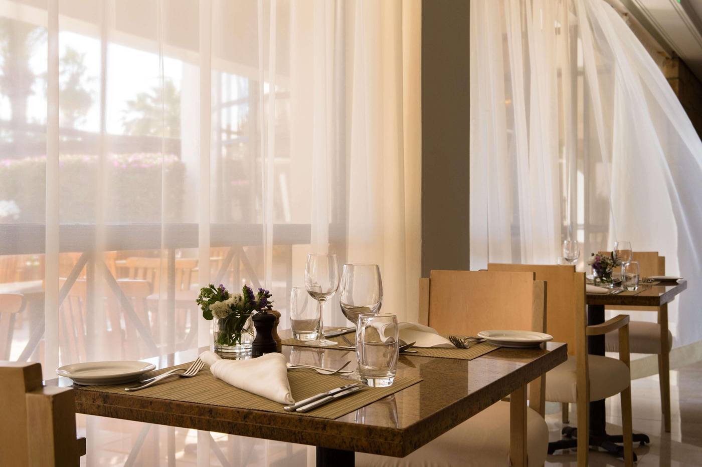 The-Annabelle-Restaurant-49