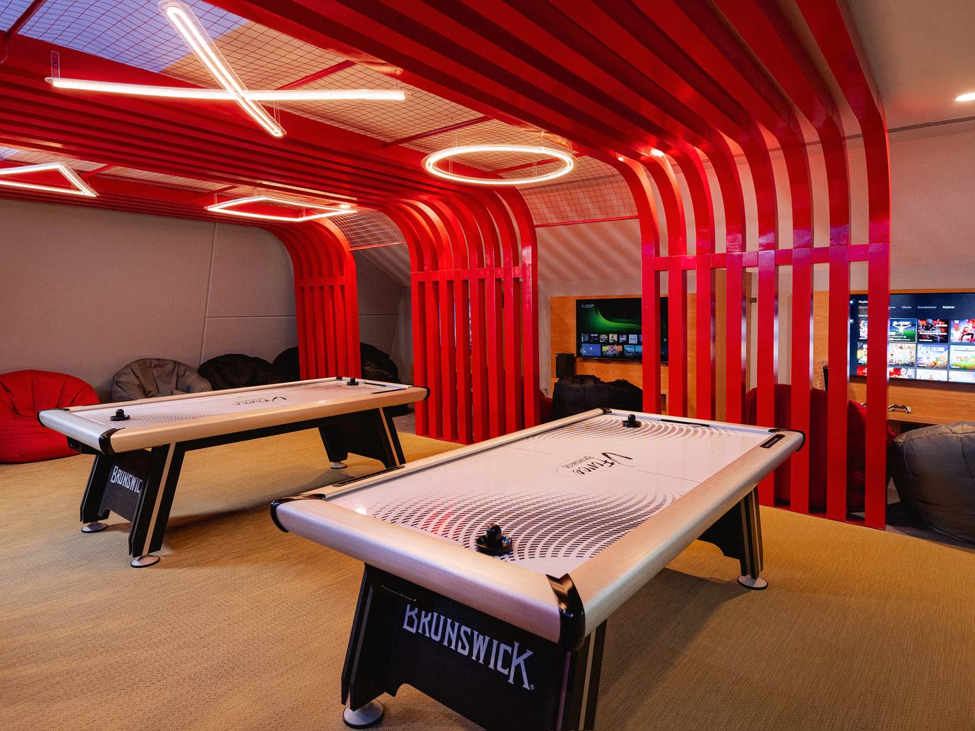 Grand-Sirenis-Riviera-Maya-Resort---Spa-Sports-and-Entertainment-85