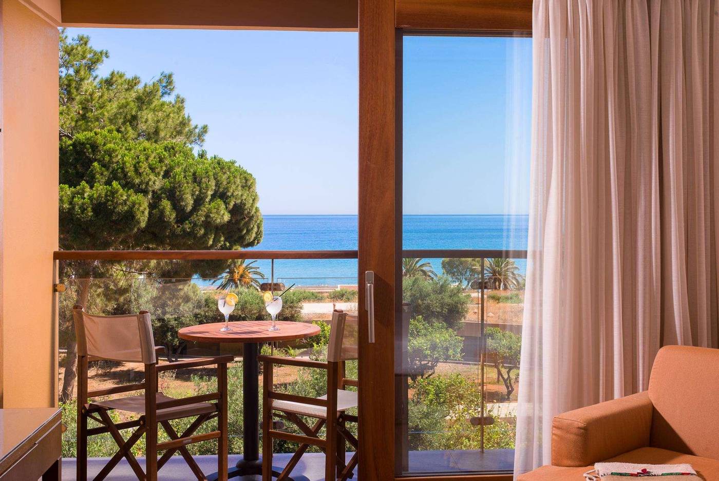 Kernos-Beach-Room-40