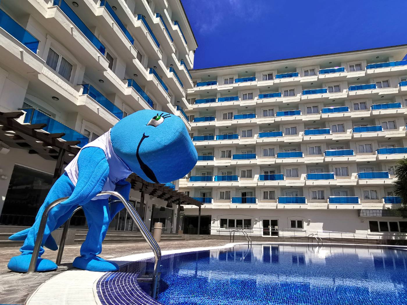 Acuazul-Hotel-Pool-17