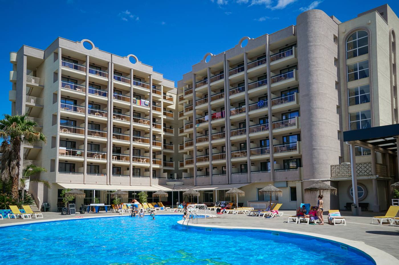 Belvedere-Hotel-Pool-3