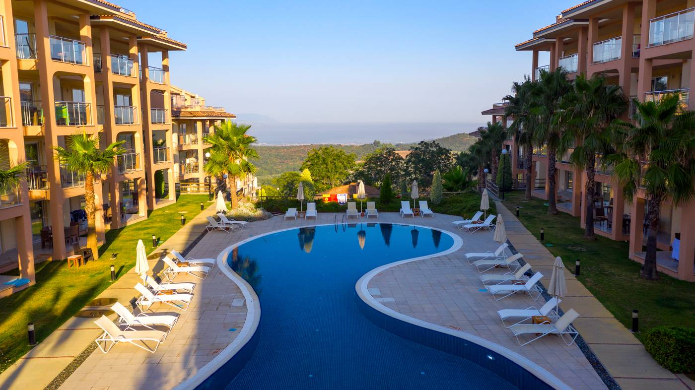 Kusadasi-Golf---Spa-Resort-General-view-4