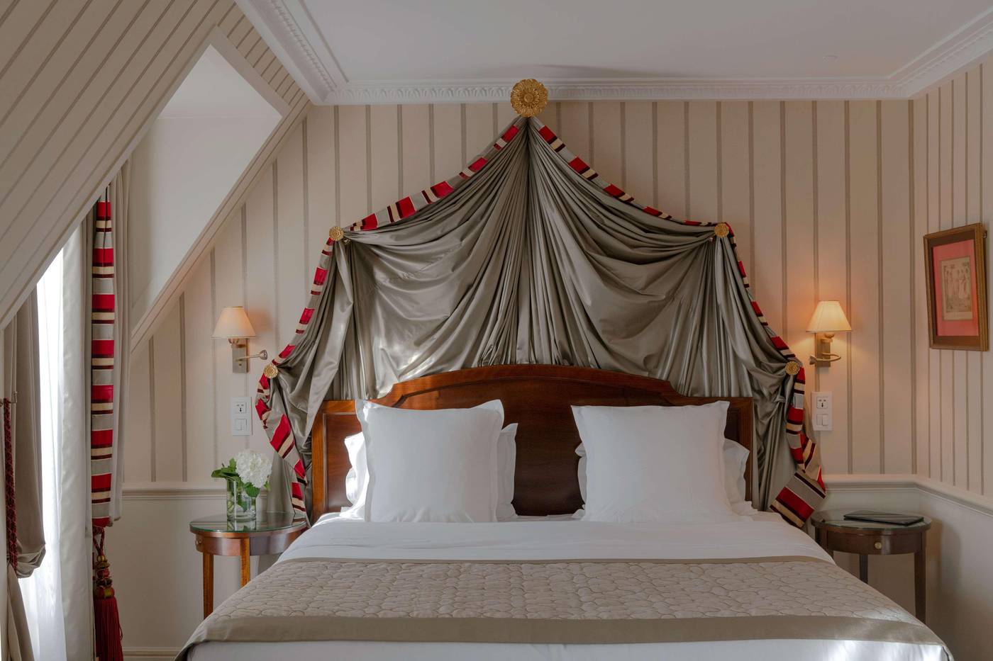 H----tel-Napol----on-Paris-Room-67