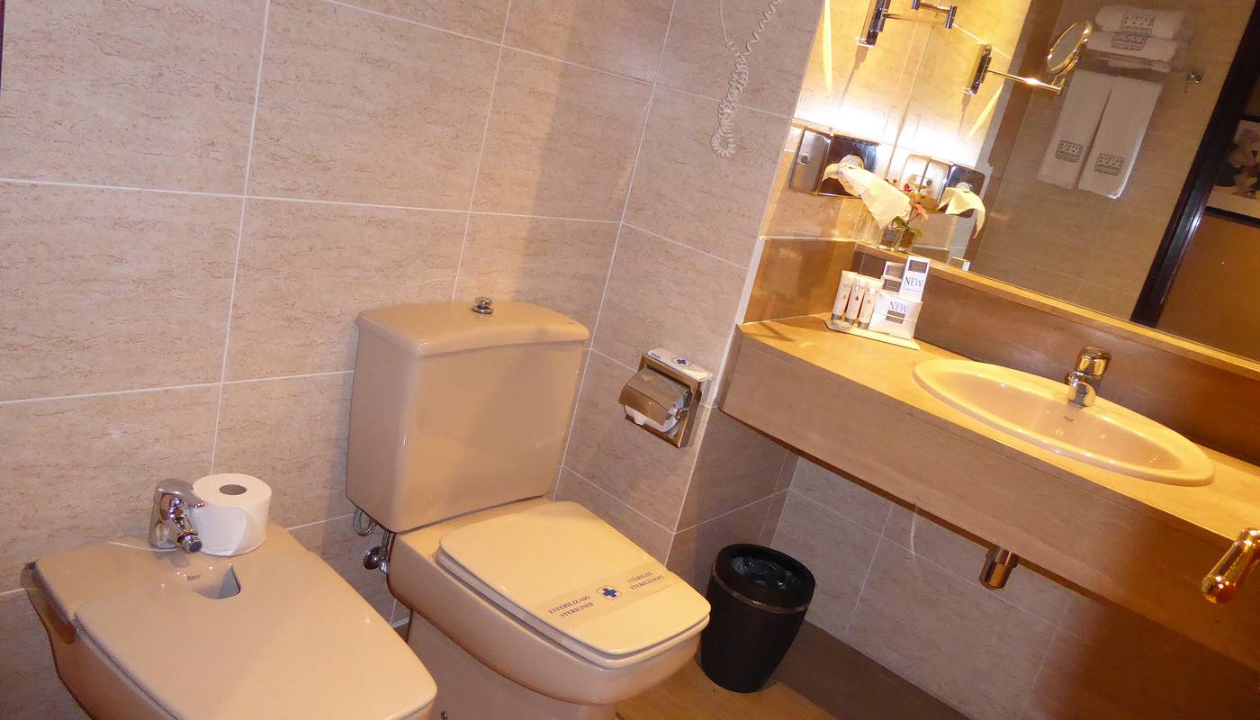 Estela-Barcelona-Room-43