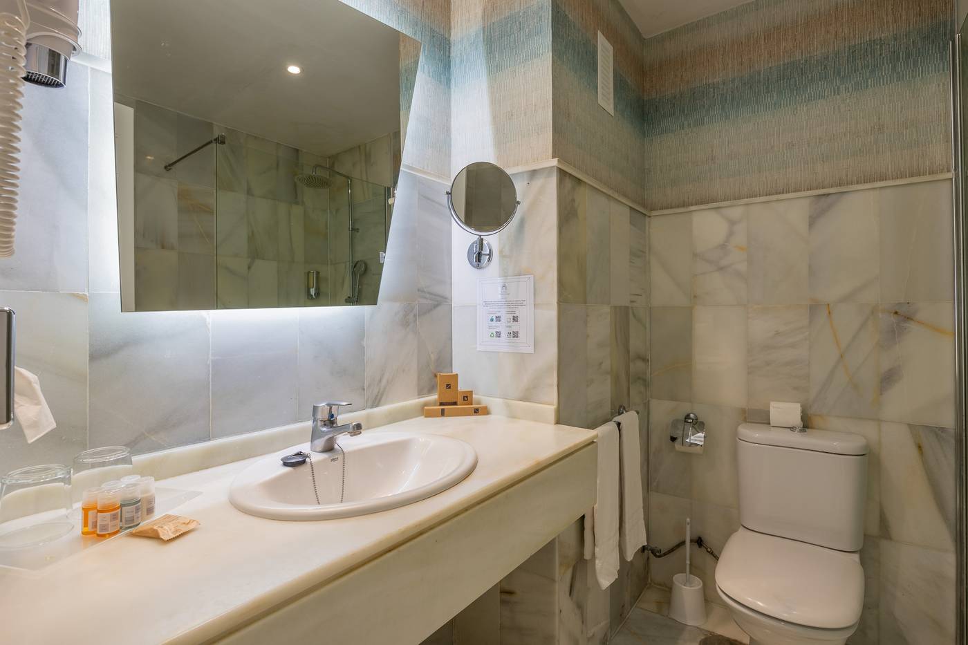 Atarazanas-Malaga-Boutique-Hotel-Room-41