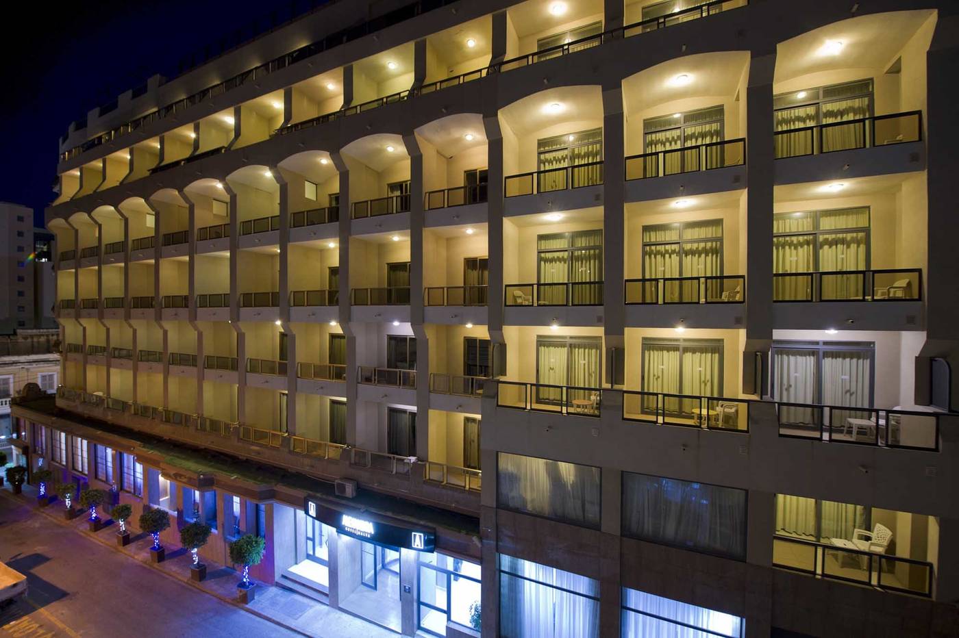 Alexandra-Hotel-General-view-21