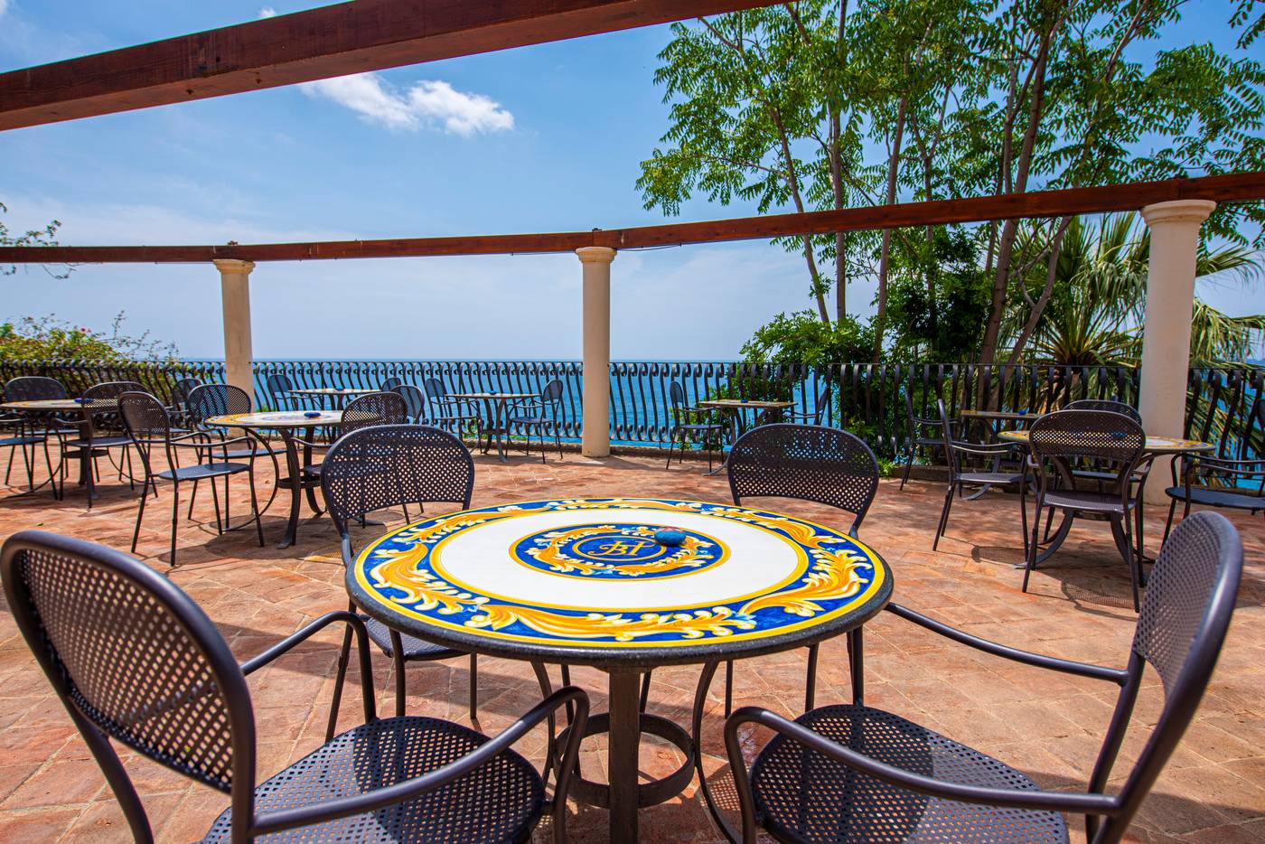 Baia-Taormina-Hotel-Terrace-16