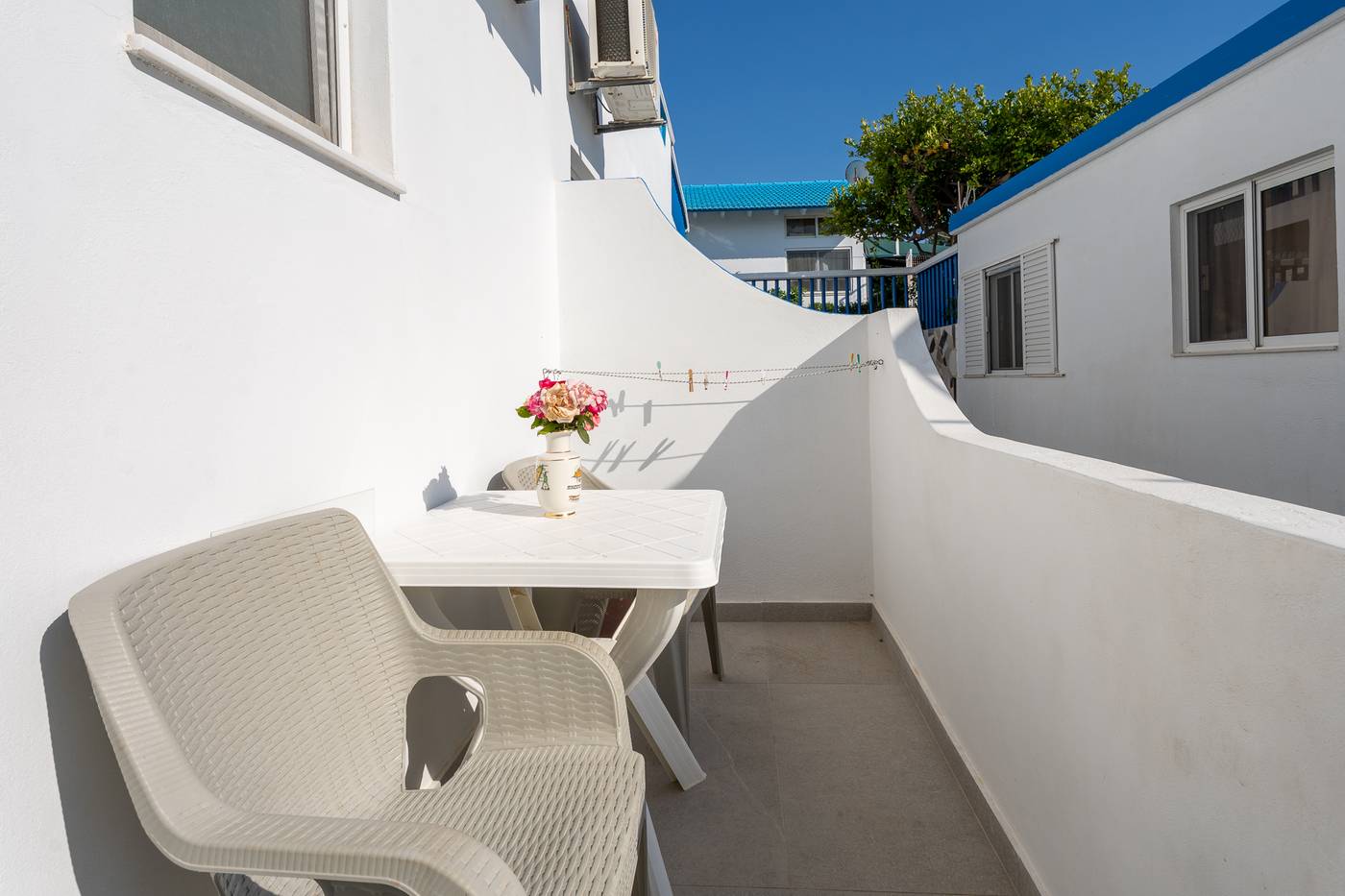 Sunlight-Studios-Room-34