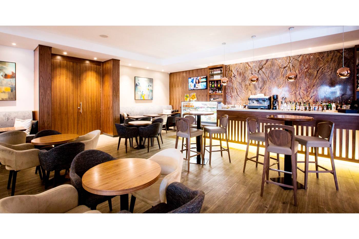 Salini-Resort--Formally-Coastline--Bar-53