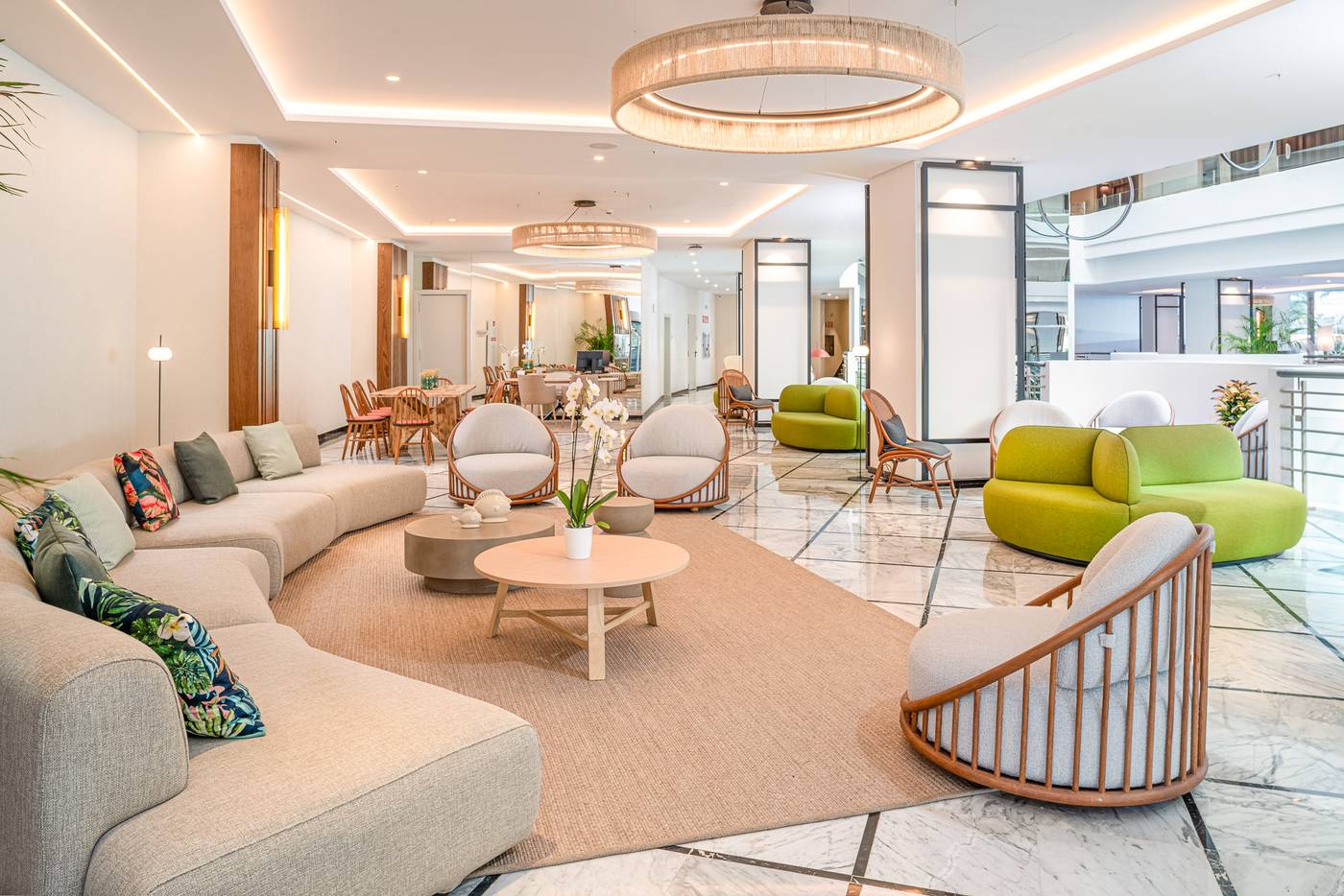 Mediterranean-Palace-Hotel-Lobby-42