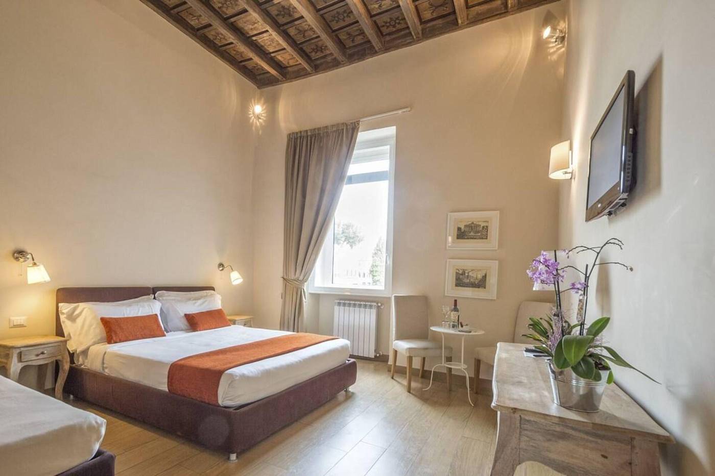 Little-Queen-Suite-Room-36