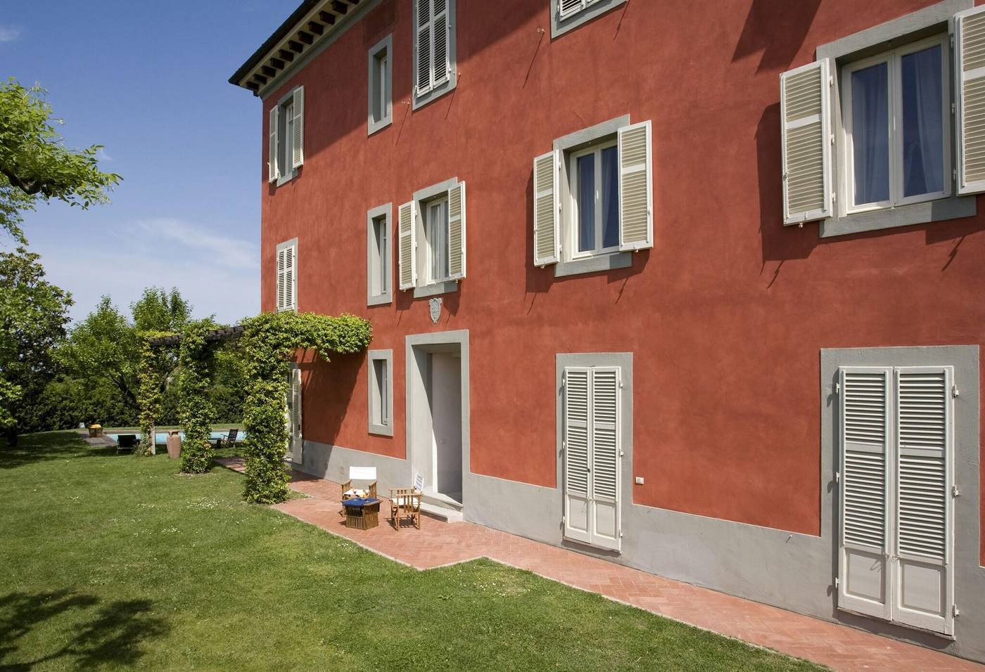 Villa-Cassia-Di-Baccano-Terrace-44