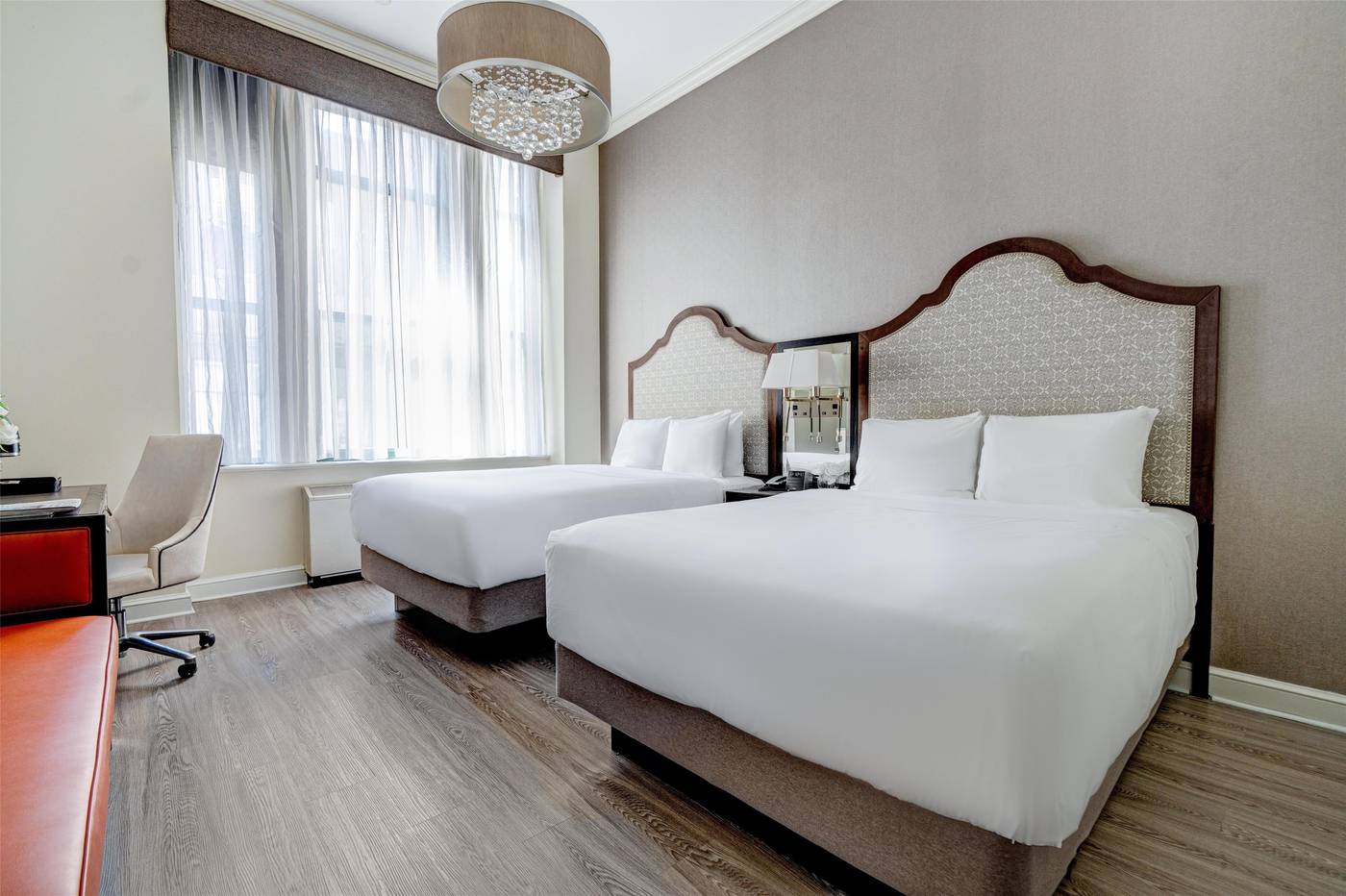 Park-South-Hotel--part-of-JdV-by-Hyatt-Room-13