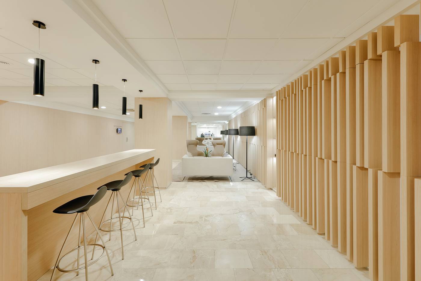 Hesperia-Murcia-Lobby-35