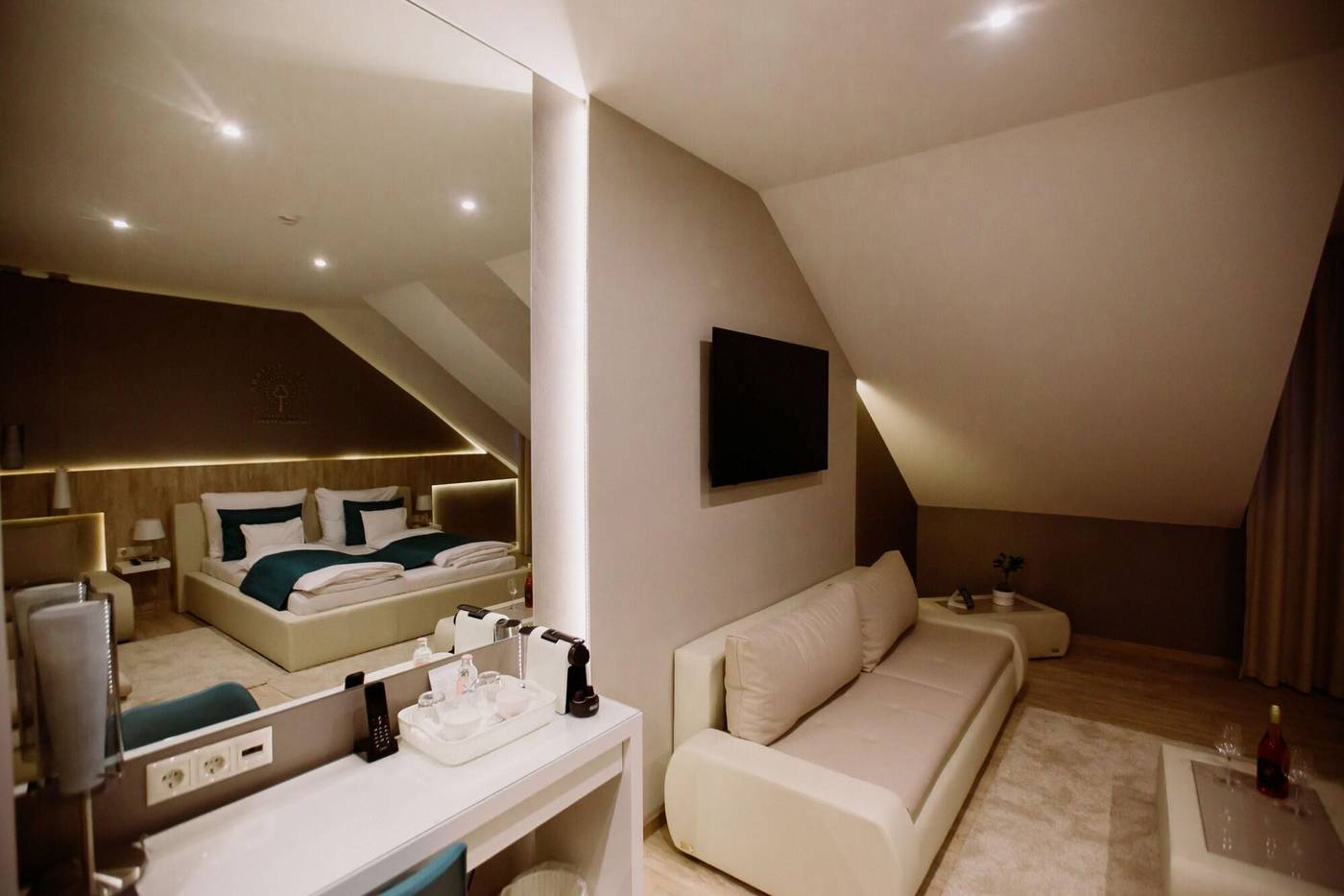 The-Hotel-Unforgettable---Hotel-Tiliana-by-Homoky-Room-35