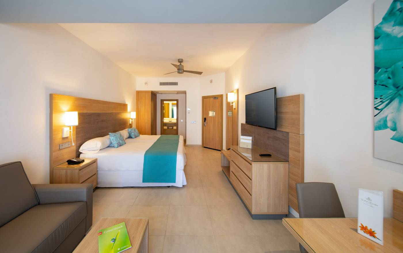 Riu-Palace-Tropical-Bay-All-Inclusive-Room-16
