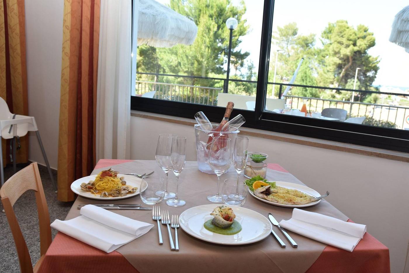 Excelsior-Restaurant-7