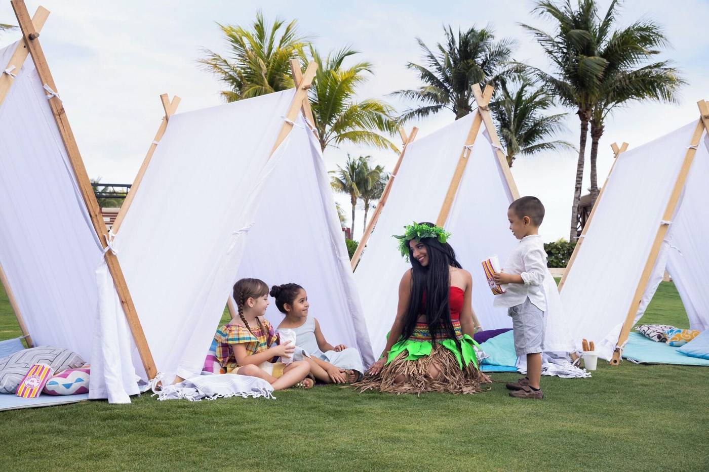 Hyatt-Ziva-Cancun-Sports-and-Entertainment-75