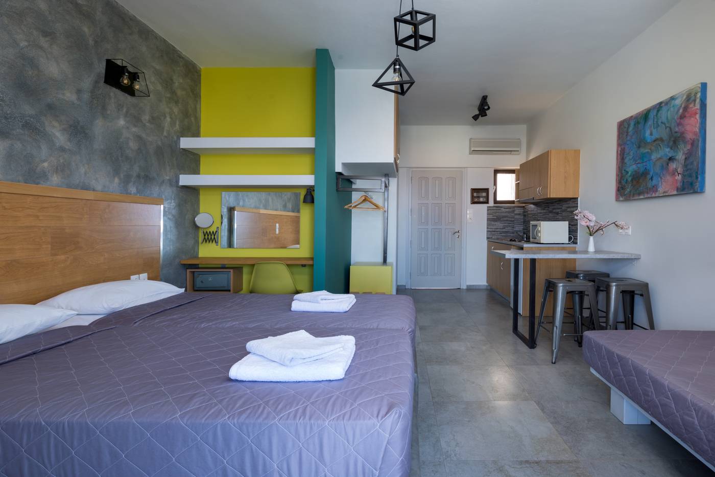 Nireas-Hotel-Room-12
