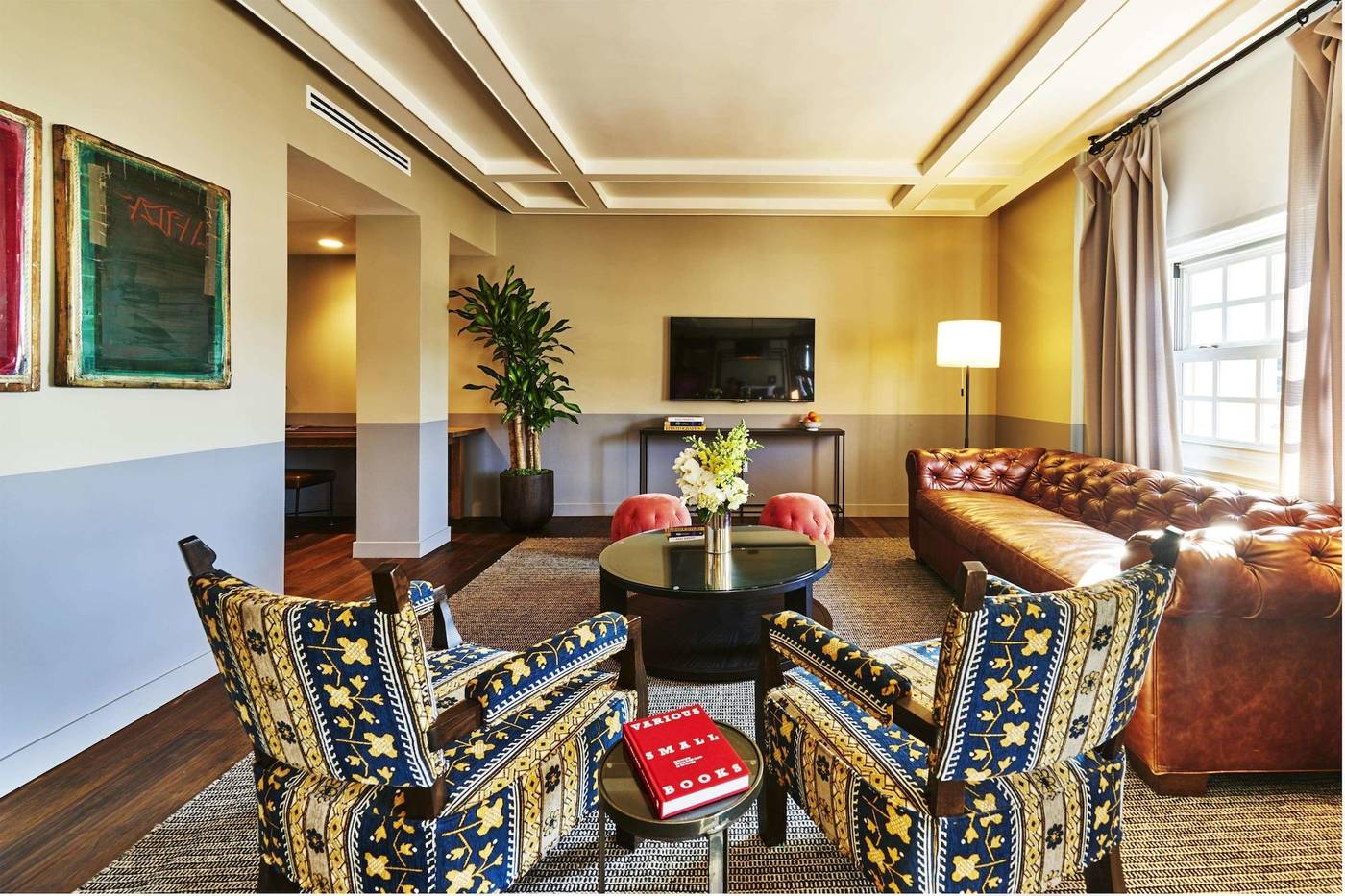 Hollywood-Roosevelt-Room-5