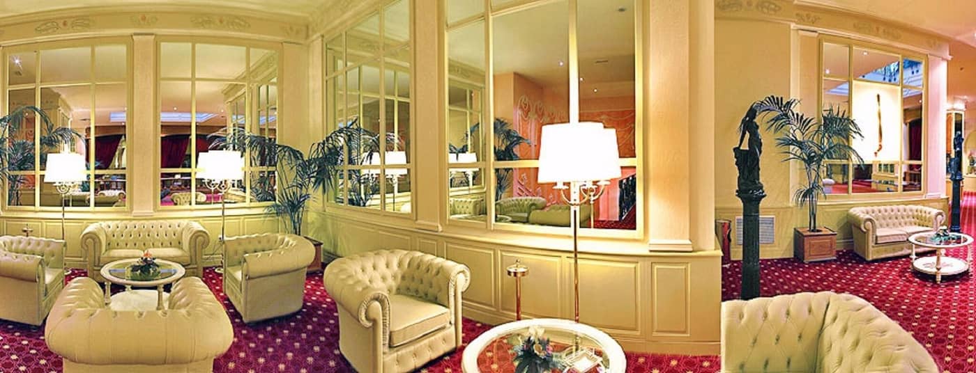 Grand-Hotel-La-Pace-Lobby-31
