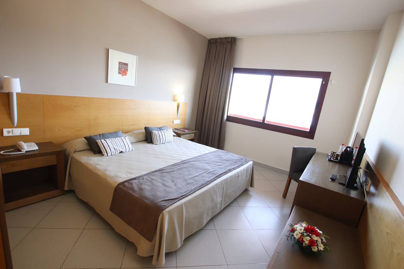 Ohtels-Campo-De-Gibraltar-Room-13