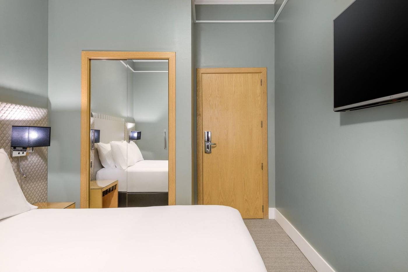 Larios-Malaga-Room-31