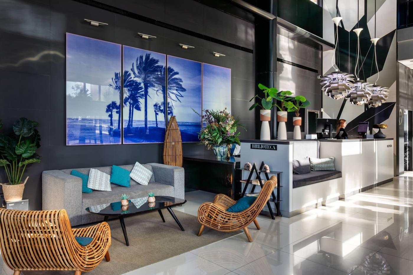 Vincci-Malaga-Lobby-51