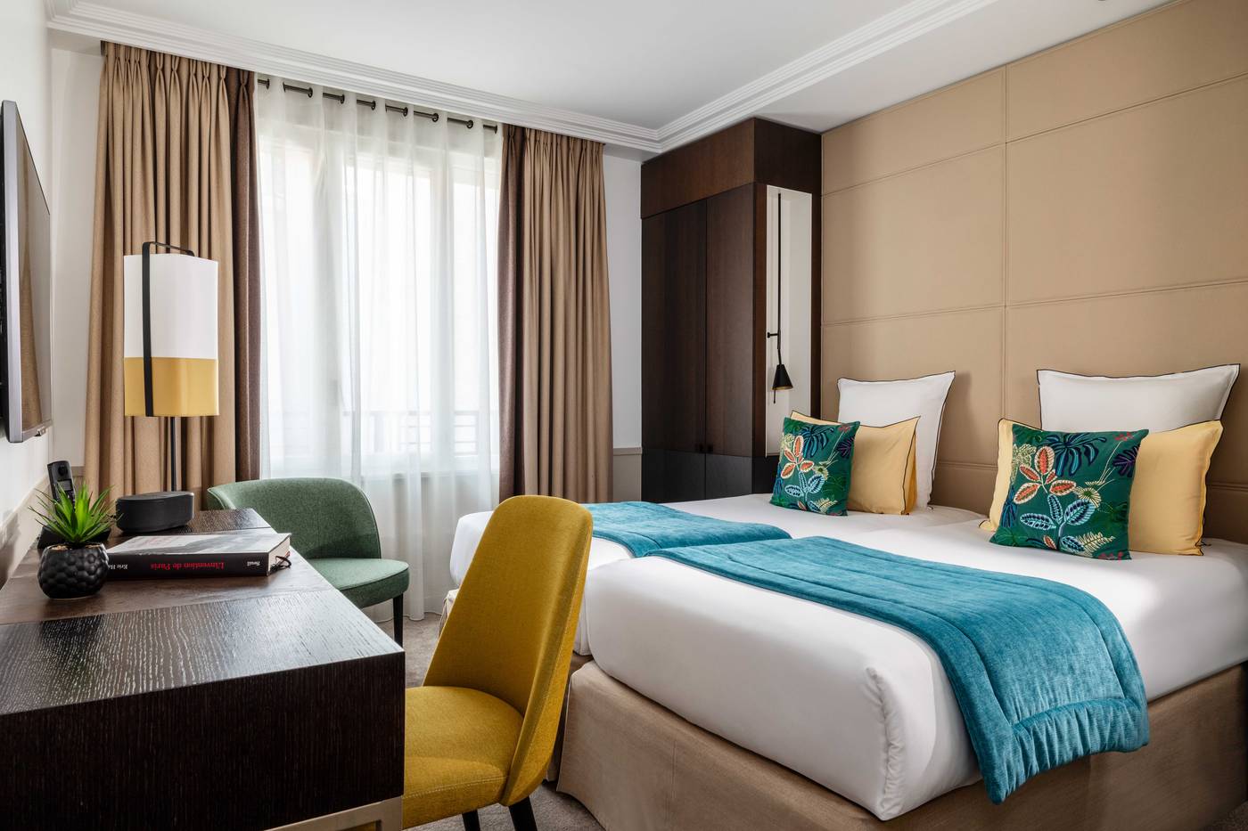 Villa-Saxe-Eiffel-Room-3