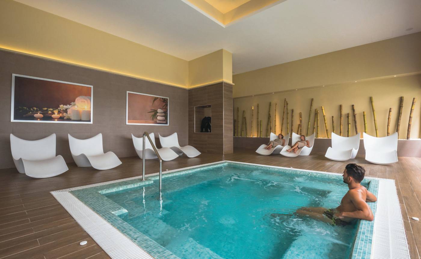 Riu-Sri-Lanka-Sports-and-Entertainment-57