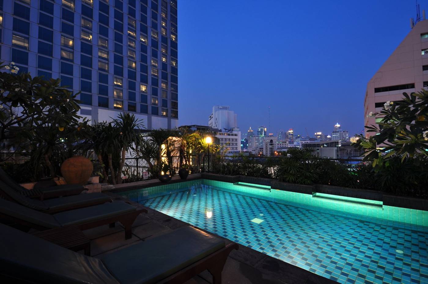 The-Siam-Heritage-Hotel-Pool-2