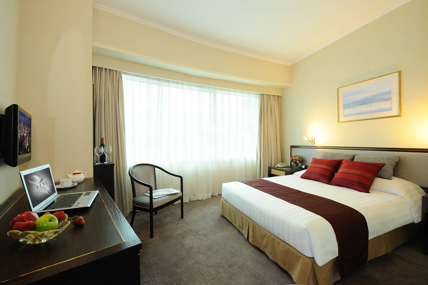 South-Pacific-Hotel-Room-5