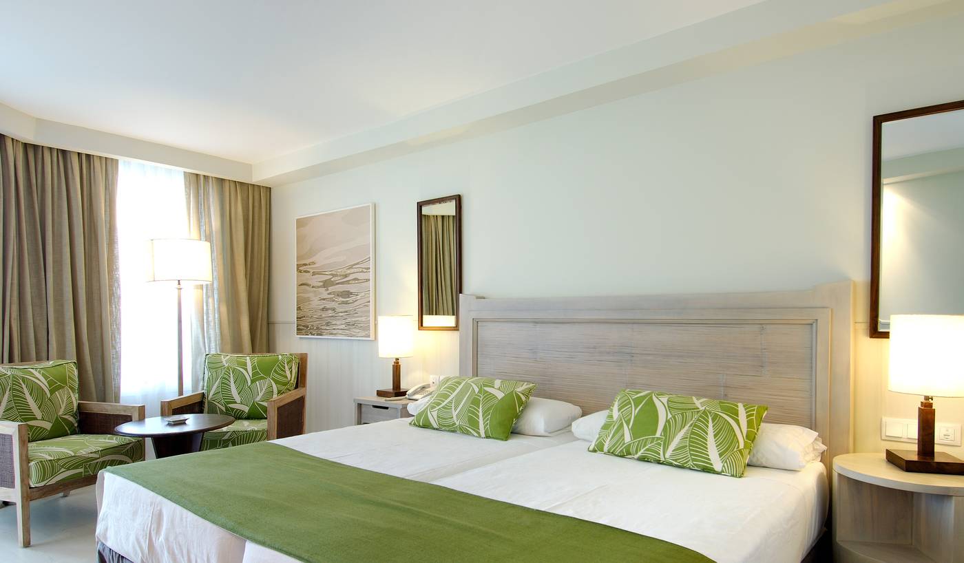 Hotel-Tenerife-Golf---Sea-View-Room-14