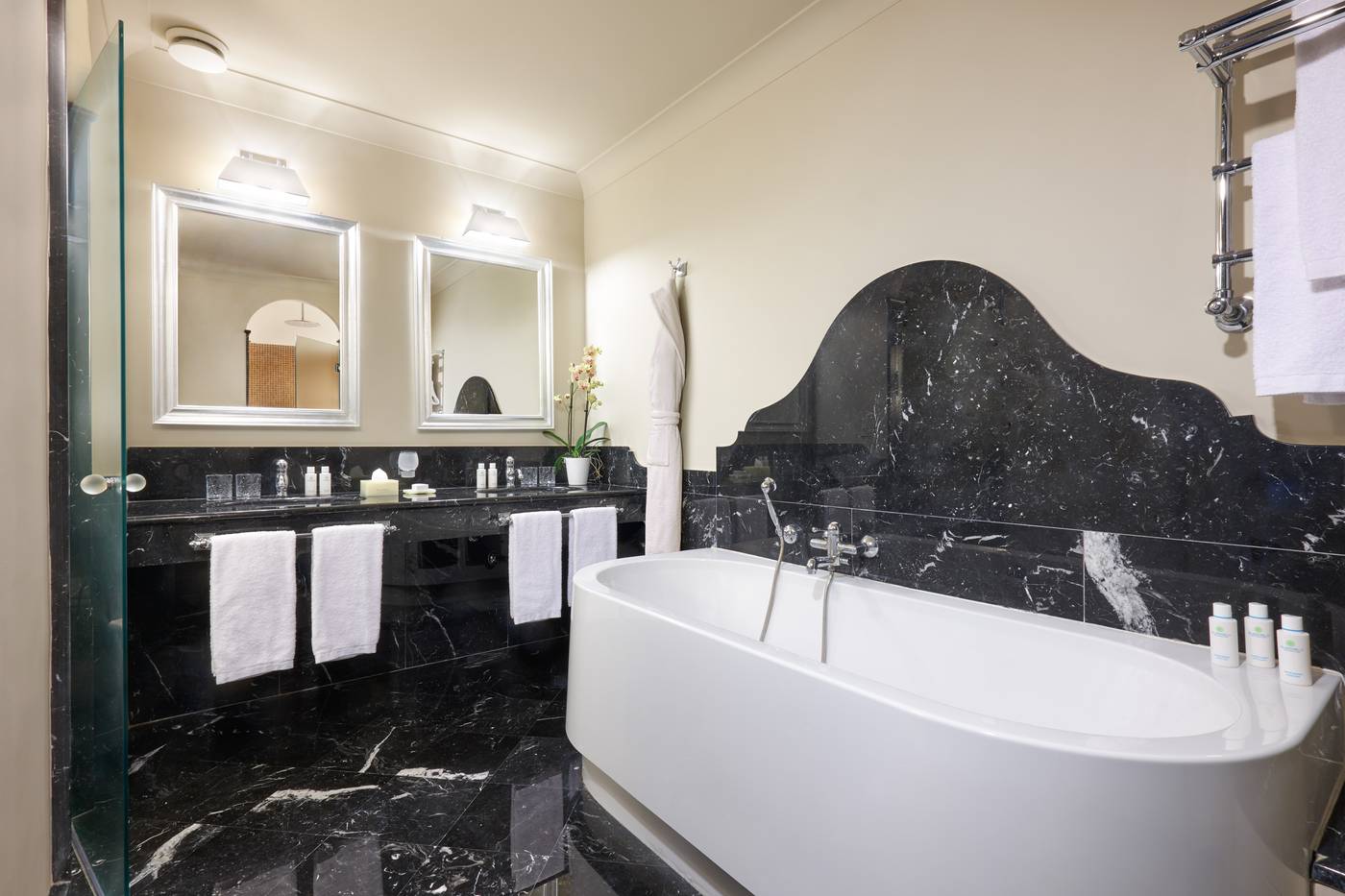 Almar-Giardino-di-Costanza-Resort---Spa-Room-28