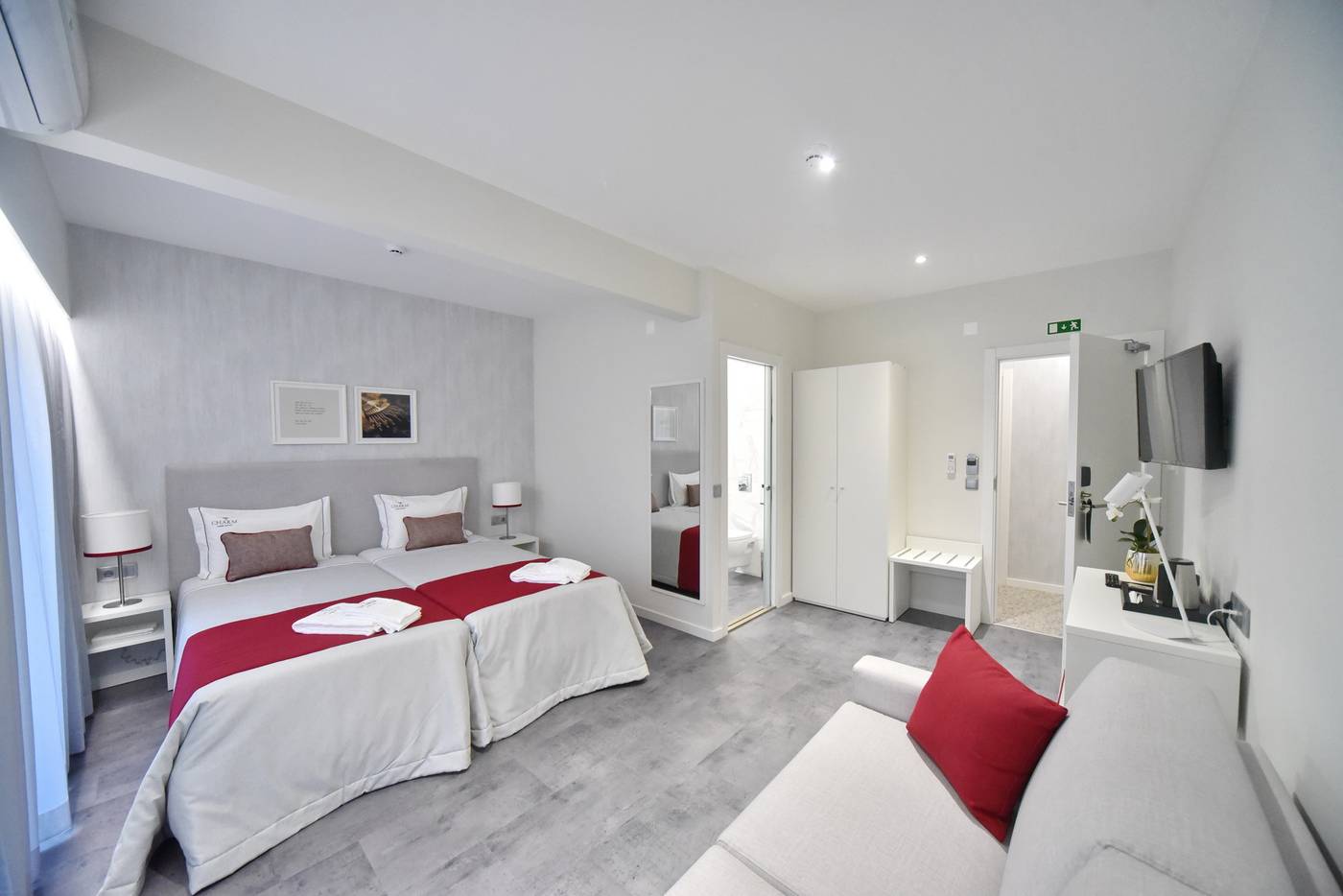 My-Charm-Lisbon-Suites-Room-5