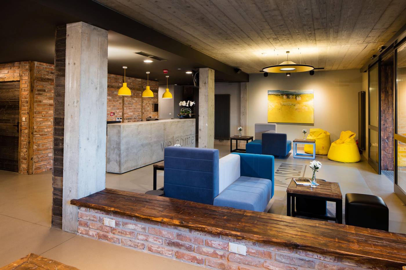 Szary-Residence-Lobby-13