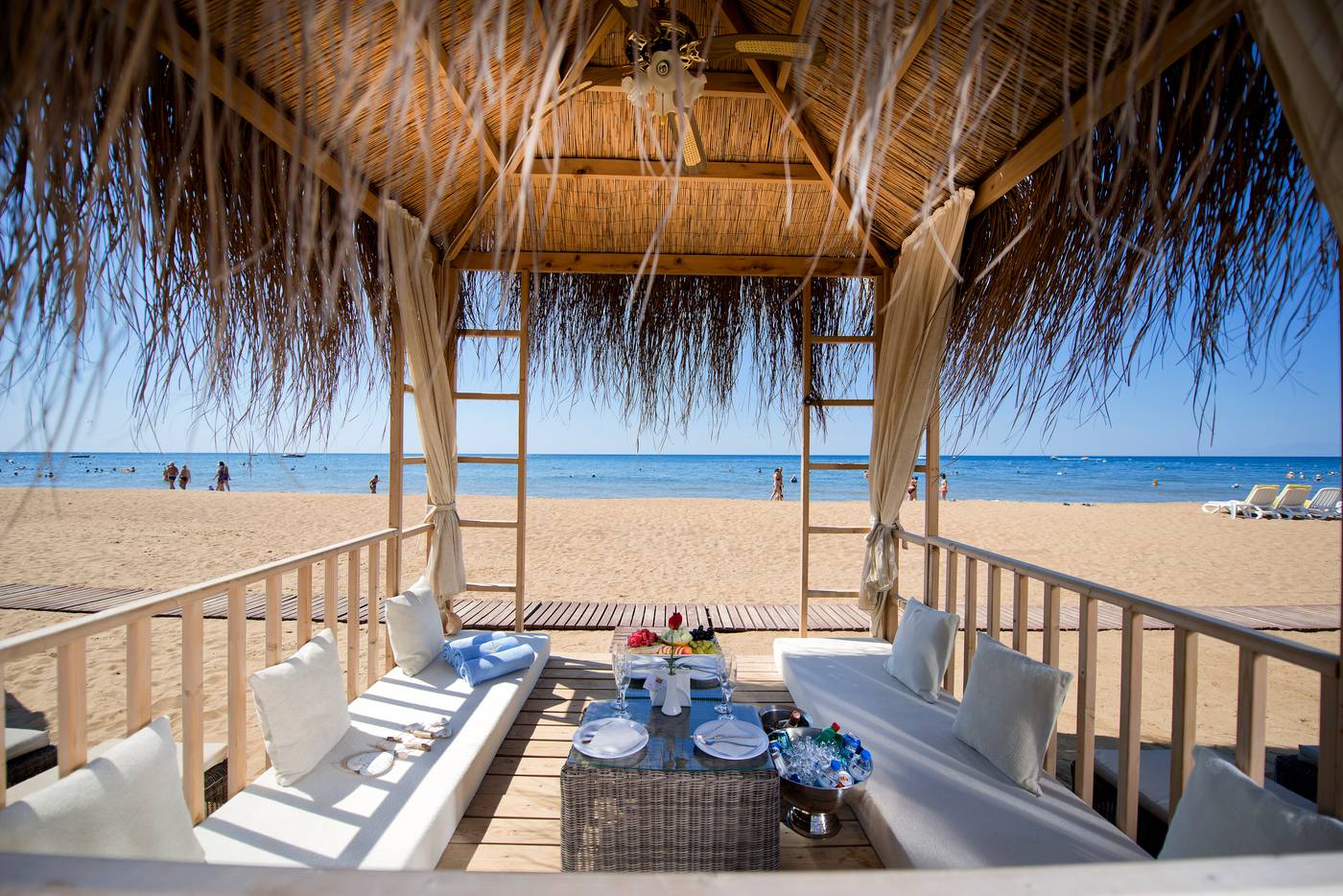 Kamelya-Aishen-K-Club-Beach-71