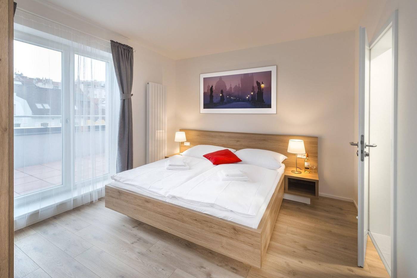 Downtown-Suites-Belohorska-Room-26