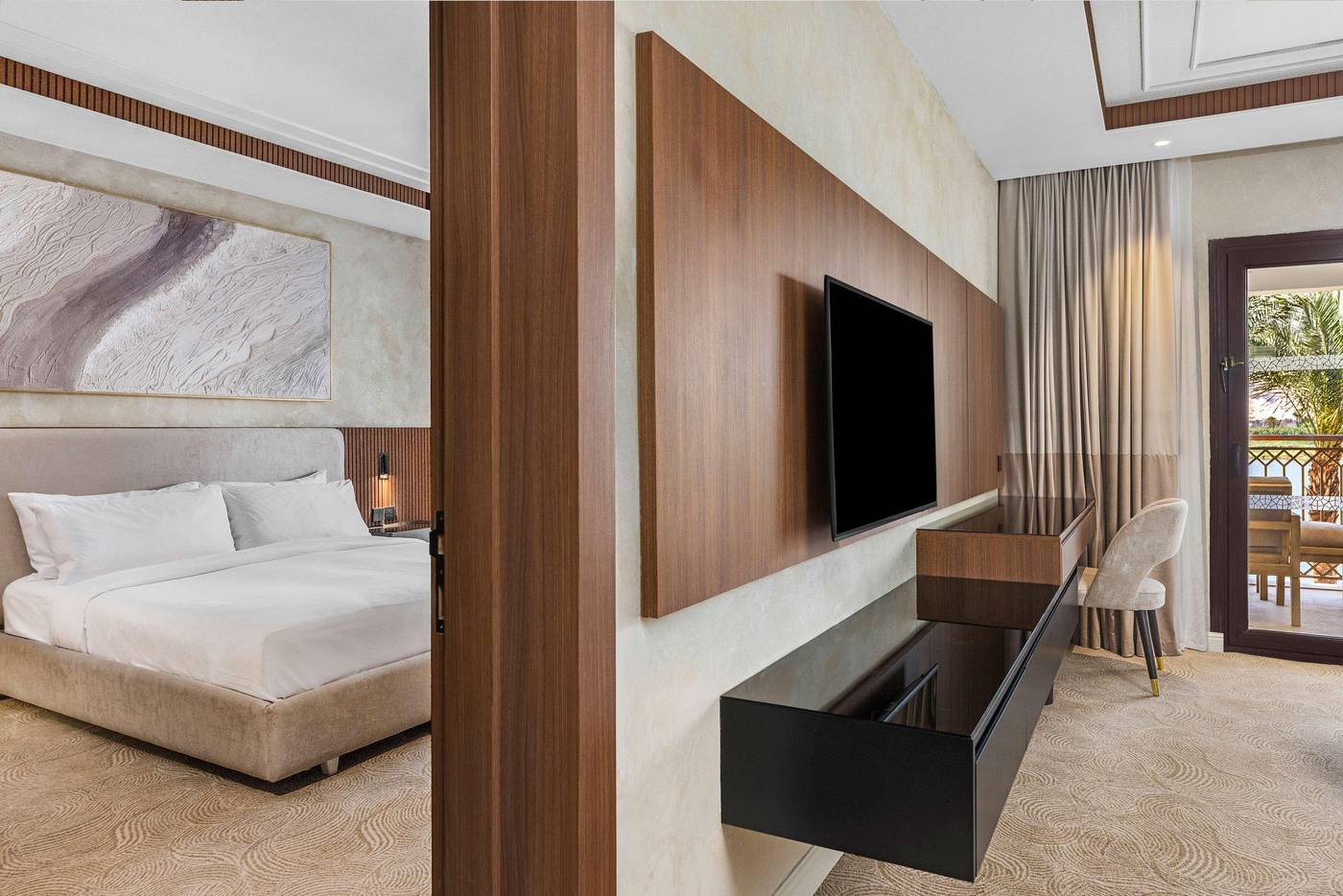 Hilton-Luxor-Resort---Spa-Room-32