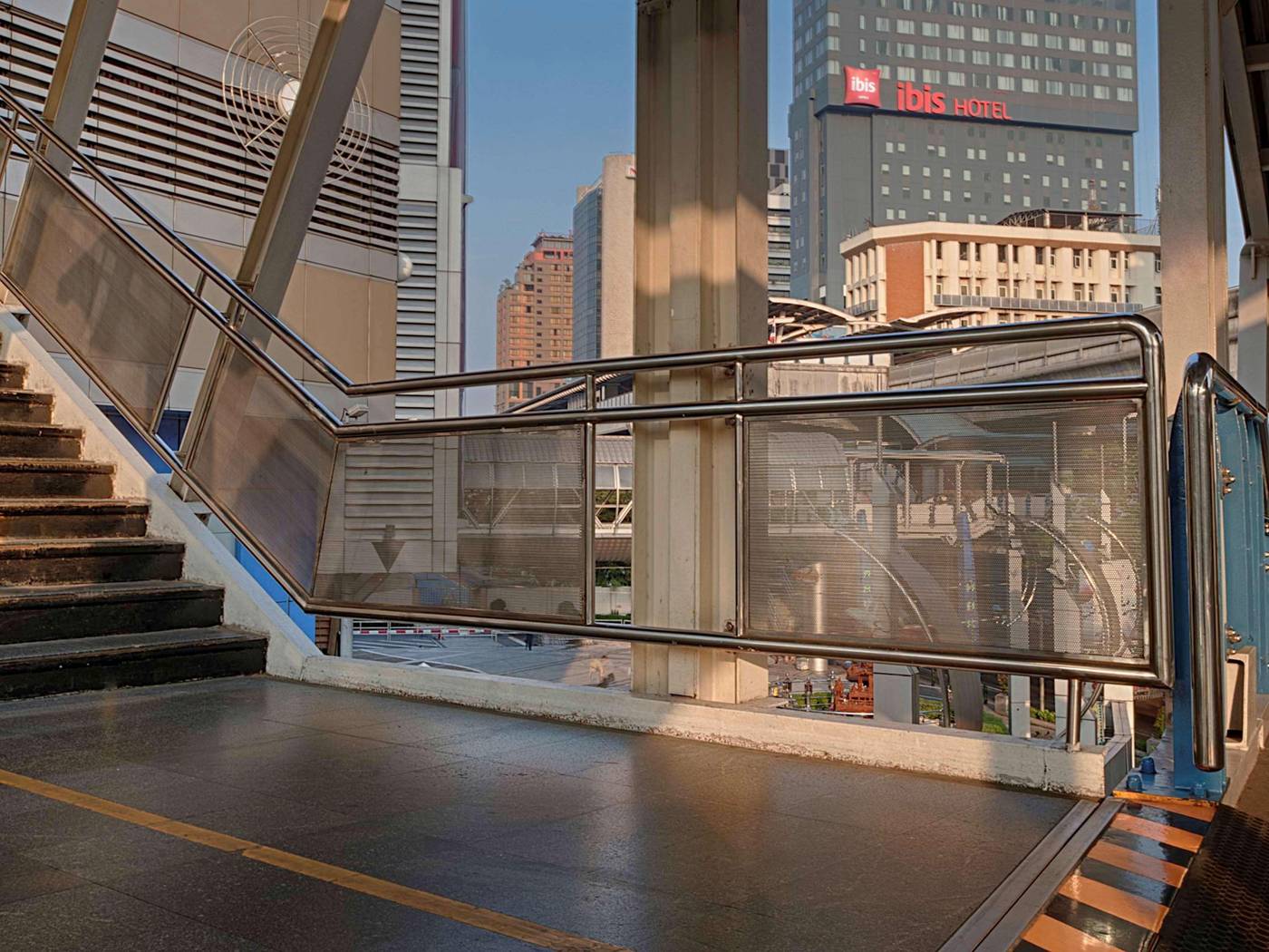 ibis-Bangkok-Siam-General-view-3