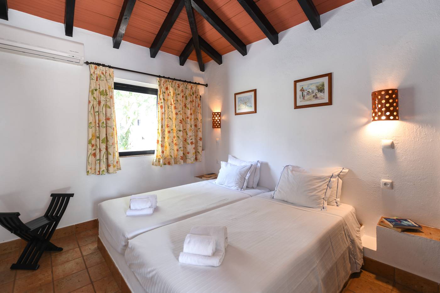 Pedras-da-Rainha-Room-28