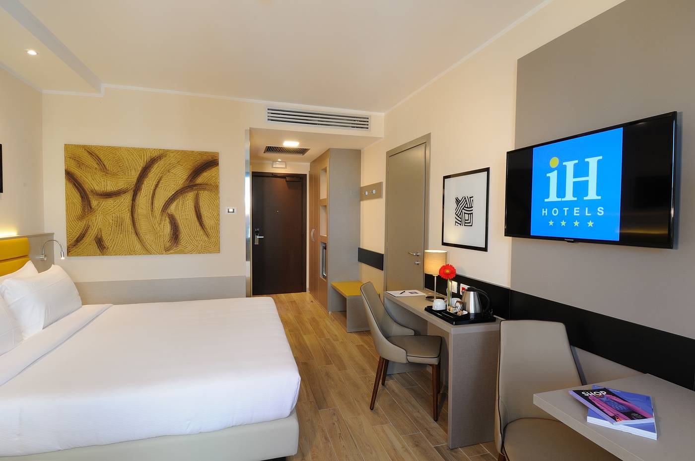 iH-Hotels-Milano-Lorenteggio-Room-18
