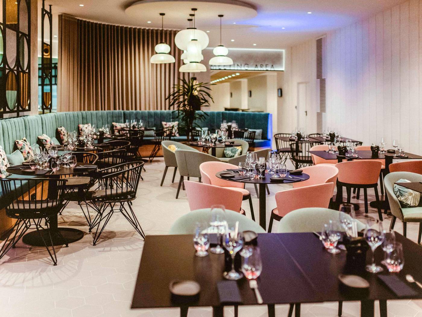 Novotel-Madrid-Campo-Naciones-Bar-58