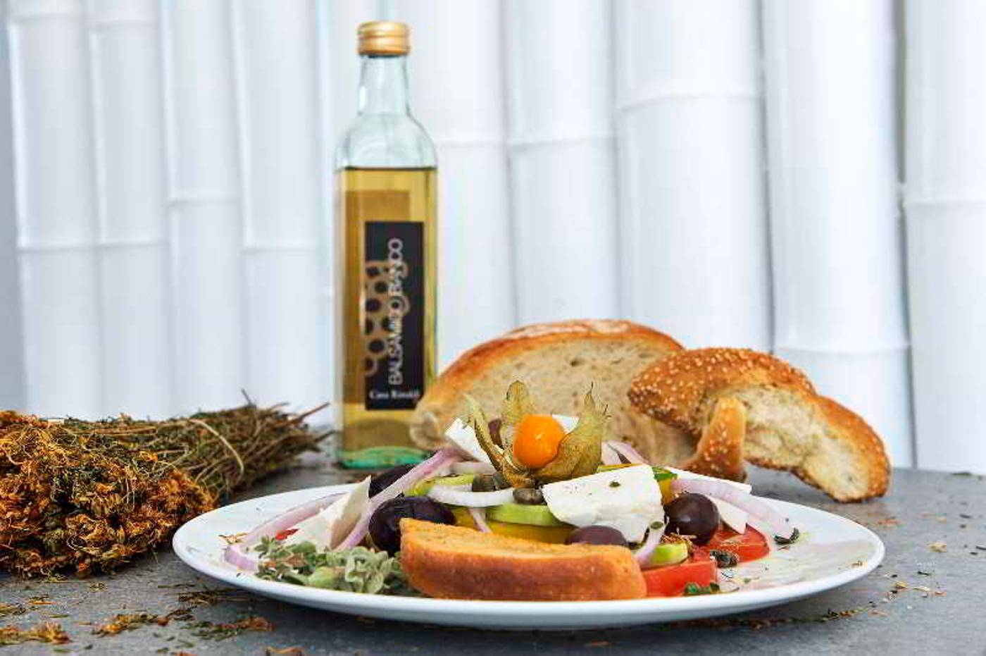 Acroterra-Rosa-Luxury-Suites-Restaurant-61