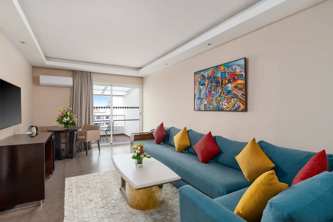 Atlas-Amadil-Beach-Aqua-Sun-Room-37